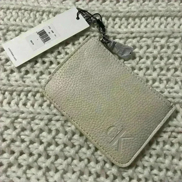 Calvin Klein Wallet - Picture 4 of 4